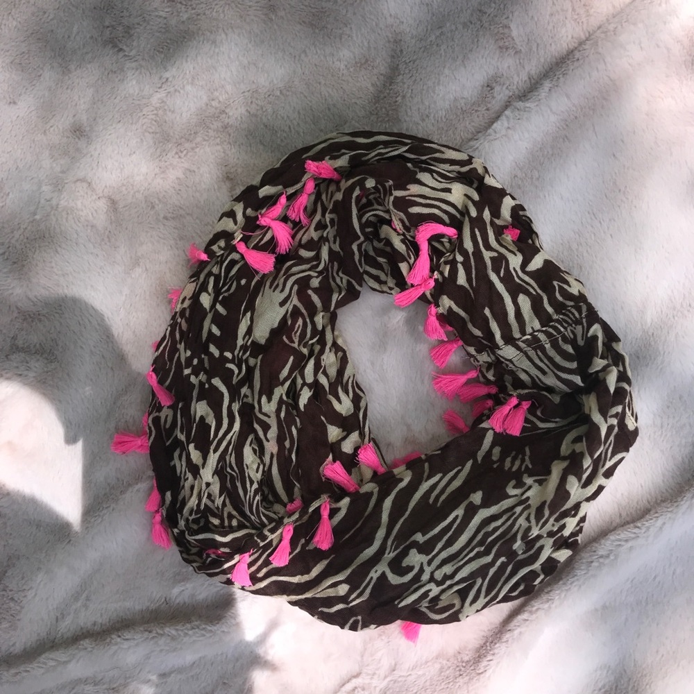 Lilly Pulitzer Loop Scarf